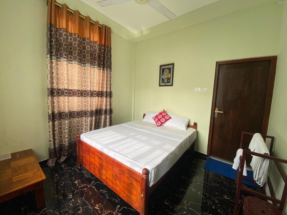 Nirosha Guest House Ґалле Екстер'єр фото