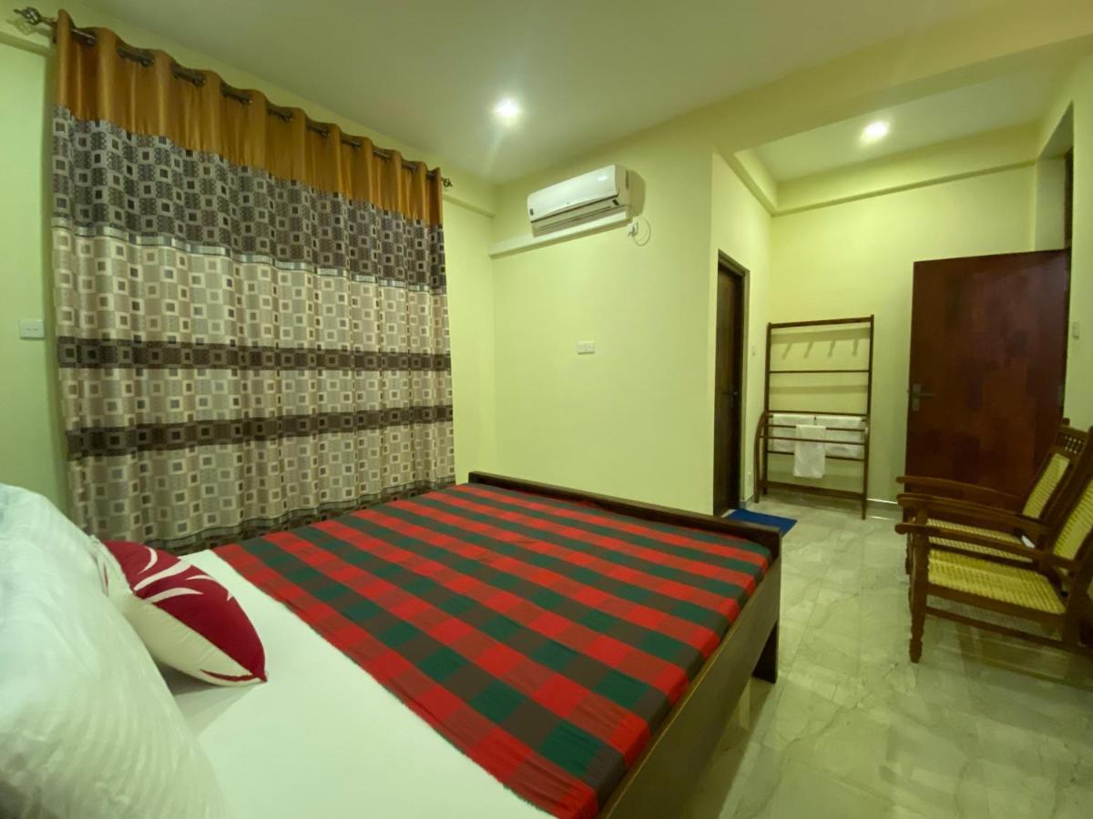 Nirosha Guest House Ґалле Екстер'єр фото
