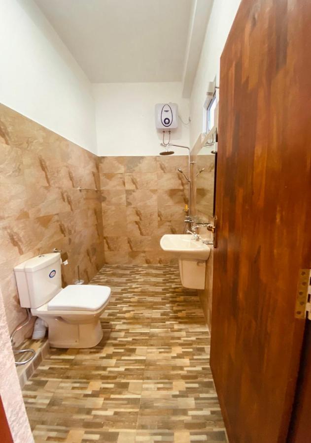 Nirosha Guest House Ґалле Екстер'єр фото