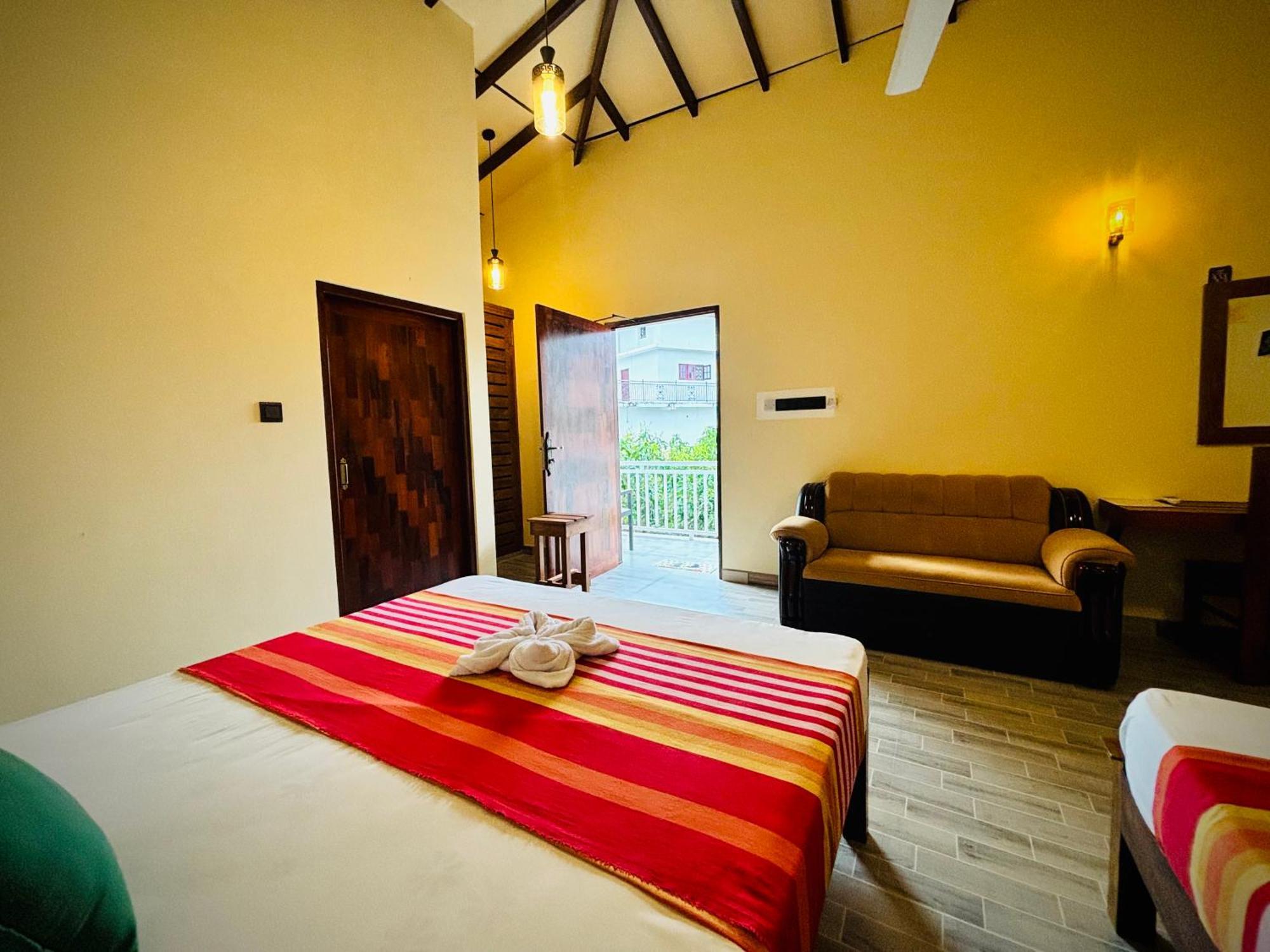 Nirosha Guest House Ґалле Екстер'єр фото