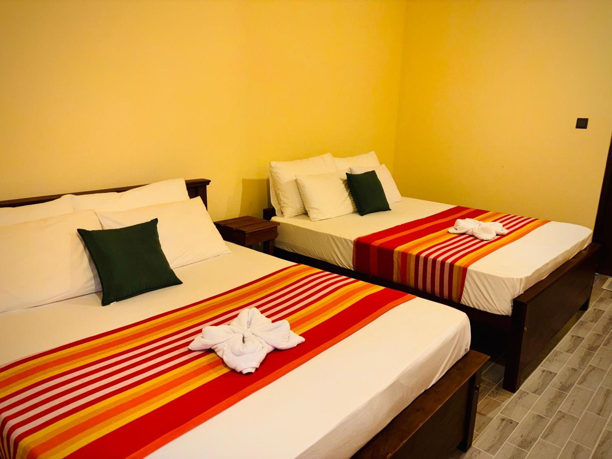 Nirosha Guest House Ґалле Екстер'єр фото